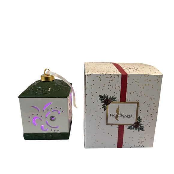 Lightscapes Green and White Lantern Ornament - Picture 1 of 5